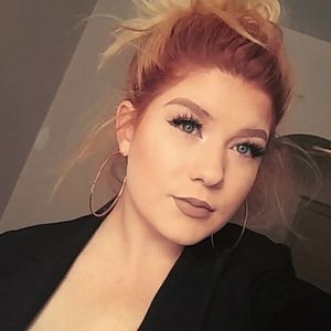 Meet your Posher, Alexandra